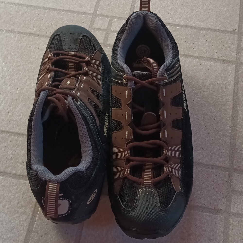 Bodygeometry specialized biking shoes